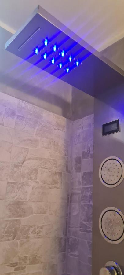 Case Di Paola Via Crisanzio Bari Bagian luar foto