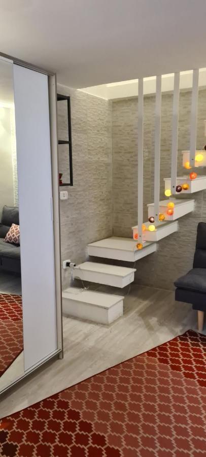Case Di Paola Via Crisanzio Bari Bagian luar foto