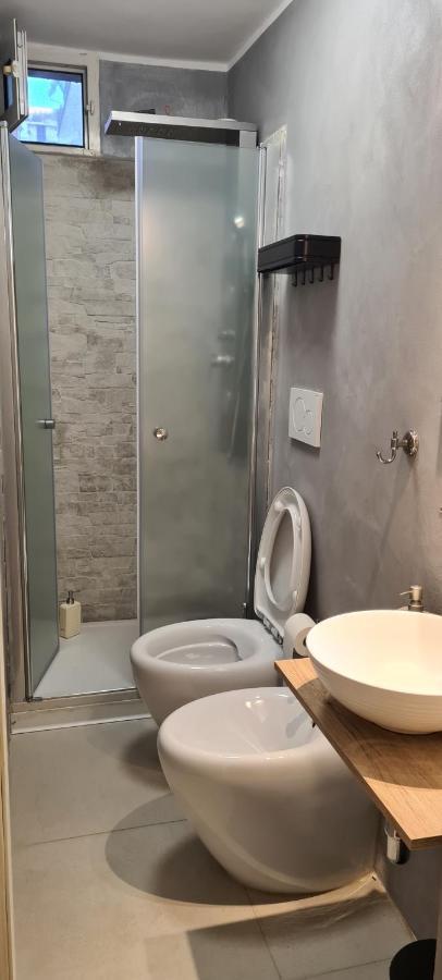 Case Di Paola Via Crisanzio Bari Bagian luar foto