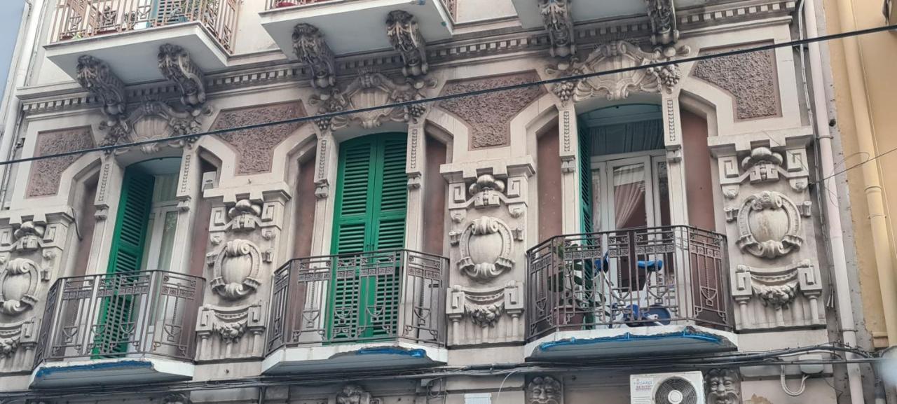 Case Di Paola Via Crisanzio Bari Bagian luar foto